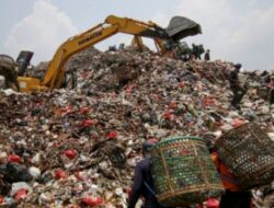 TPA Ilegal di Pemkot Tangsel Penuh dengan Sampah, Pemerintah Dinilai Kurang Tegas