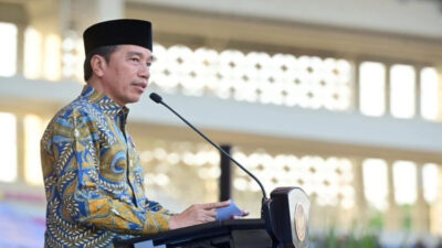 Jokowi Mengomentari Pencopotan Baliho Ganjar-Mahfud di Bali