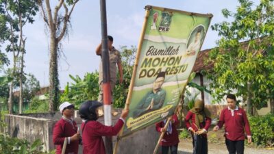 Bersihkan APK di Blora, Bawaslu dan Petugas Gabungan Tertibkan Hingga Gang-Gang Kecil