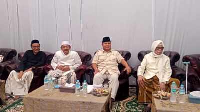 Capres Prabowo Memohon Doa kepada Kiai se-Pantura di Ponpes Langitan Tuban