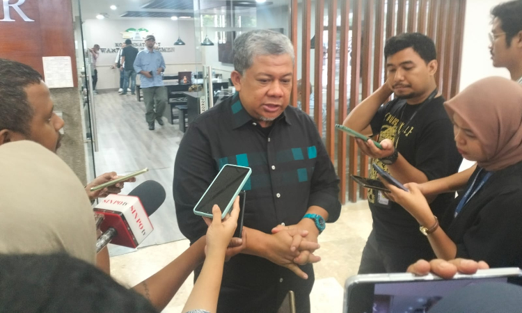 Fahri Hamzah Mendukung IKN dan Menantang Capres yang Ingin Membatalkan Tunjuk Tangan