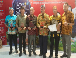 59th Anniversary of Universitas Jember, Five Adopted Villages Receive Awards