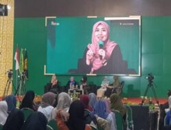 Lia Istifhama Memberikan Pesan untuk Menghadapi Era Digital dengan Memprioritaskan Kesehatan Mental