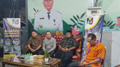 Bakesbangpol Mengedukasi Aliansi Masyarakat Jombang Mengenai Pendidikan Politik