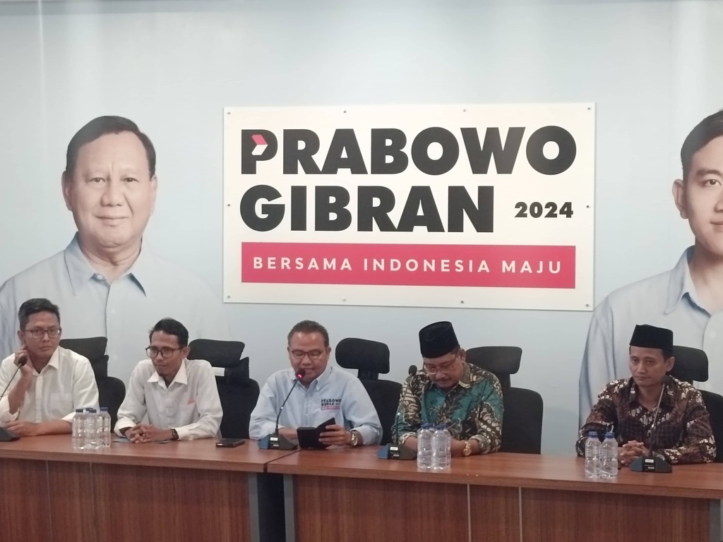 “Relawan dan Sahabat Ganjar Pindah Haluan ke Prabowo-Gibran dalam Migrasi Dukungan”