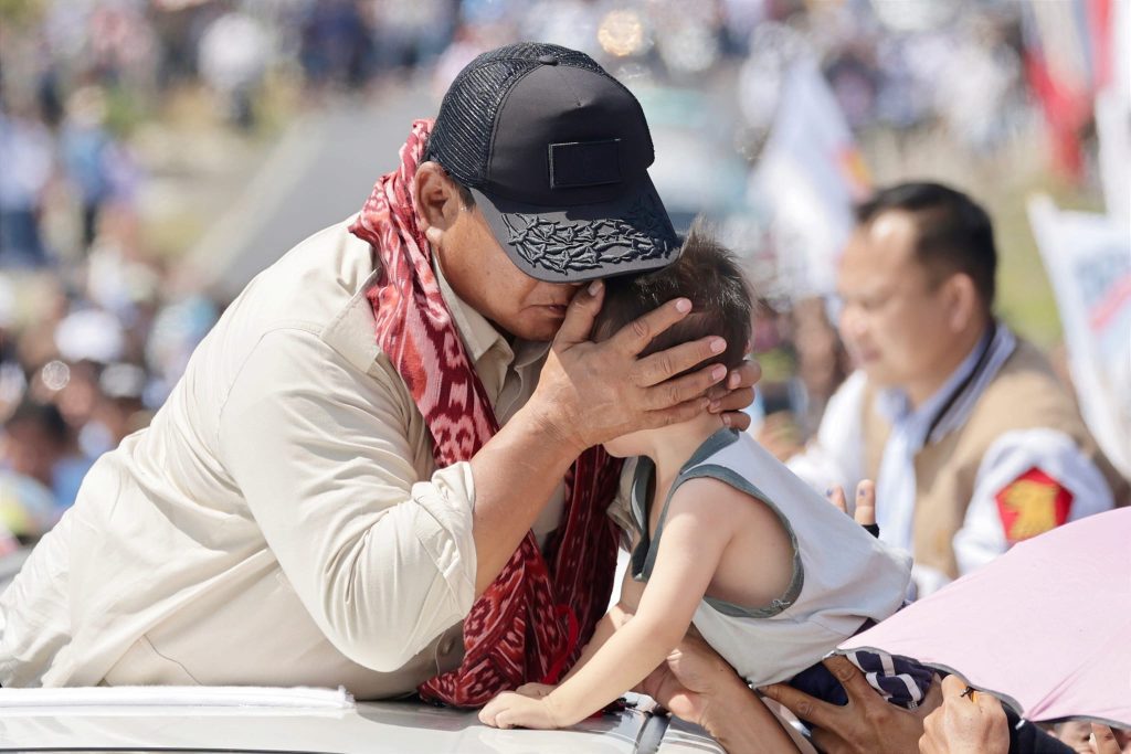 Prabowo Subianto: Program Makan Siang Siswa di Sekolah Harus Diperkuat demi Kekuatan dan Kecerdasan Anak Indonesia