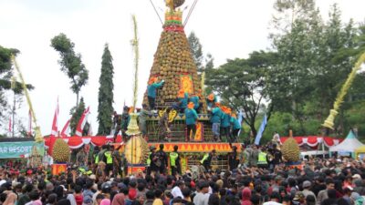 KenDuren Wonosalam Jombang: Ribuan Durian Gratis bagi Pengunjung dalam Event Tahunan