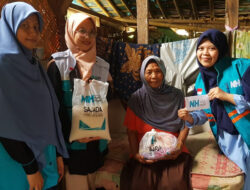 Tarhib Ramadhan: Nurul Hayat Jember Memberikan Paket Sembako dan Uang Tunai kepada Masyarakat