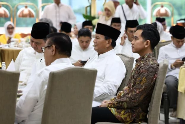 Prabowo Subianto Hadiri Acara Berbuka Bersama Partai Golkar Bersama Gibran, Menegaskan Menghormati Proses dan Menunggu Keputusan MK