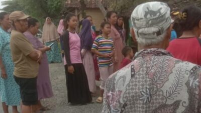 Warga Beramai-ramai Mendatangi Warung Bisnis Berkedok Warkop di Blora