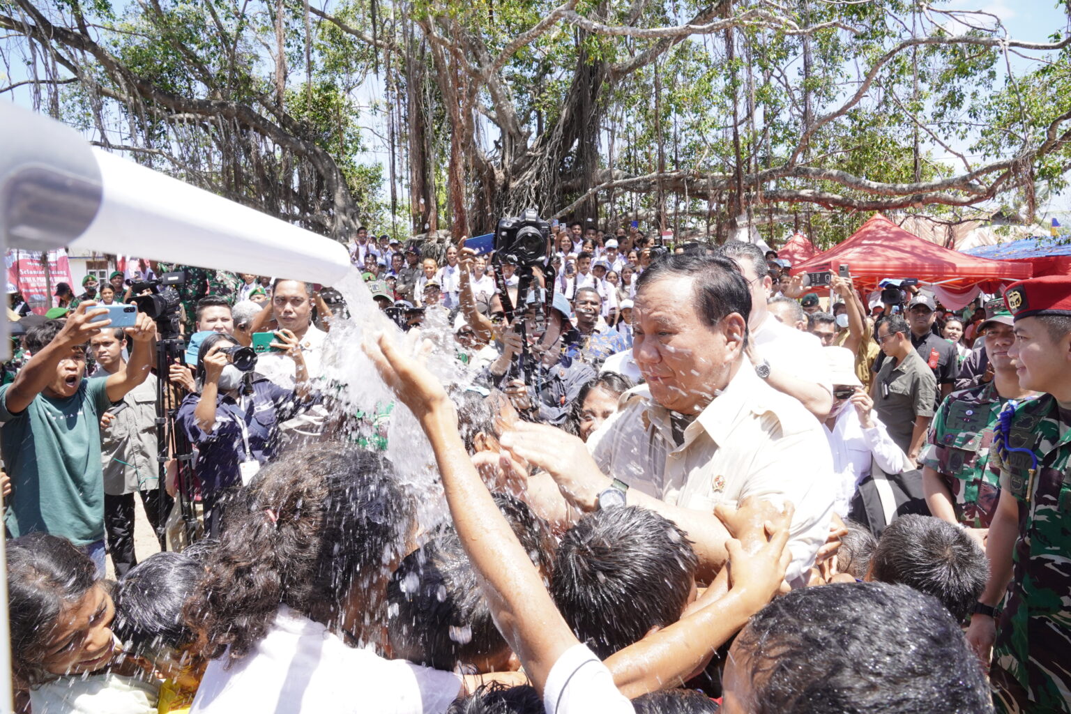 Prabowo Subianto’s Dedication to Society and Humanity