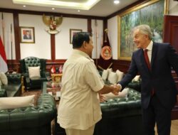 Tony Blair Congratulates Prabowo Subianto at the Ministry of Defense Visit for Winning Presidential Election