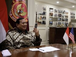 Prabowo Subianto Menerima Telepon dari Menteri Pertahanan AS Setelah Dinyatakan Sebagai Presiden Terpilih, Mengucapkan Selamat atas Kemenangannya dalam Pilpres