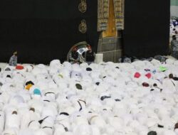 Niat, Tata Cara, dan Bacaan Sholat Idul Fitri