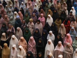 Simpan! Panduan Doa dan Amalan Terakhir Ramadan 2024