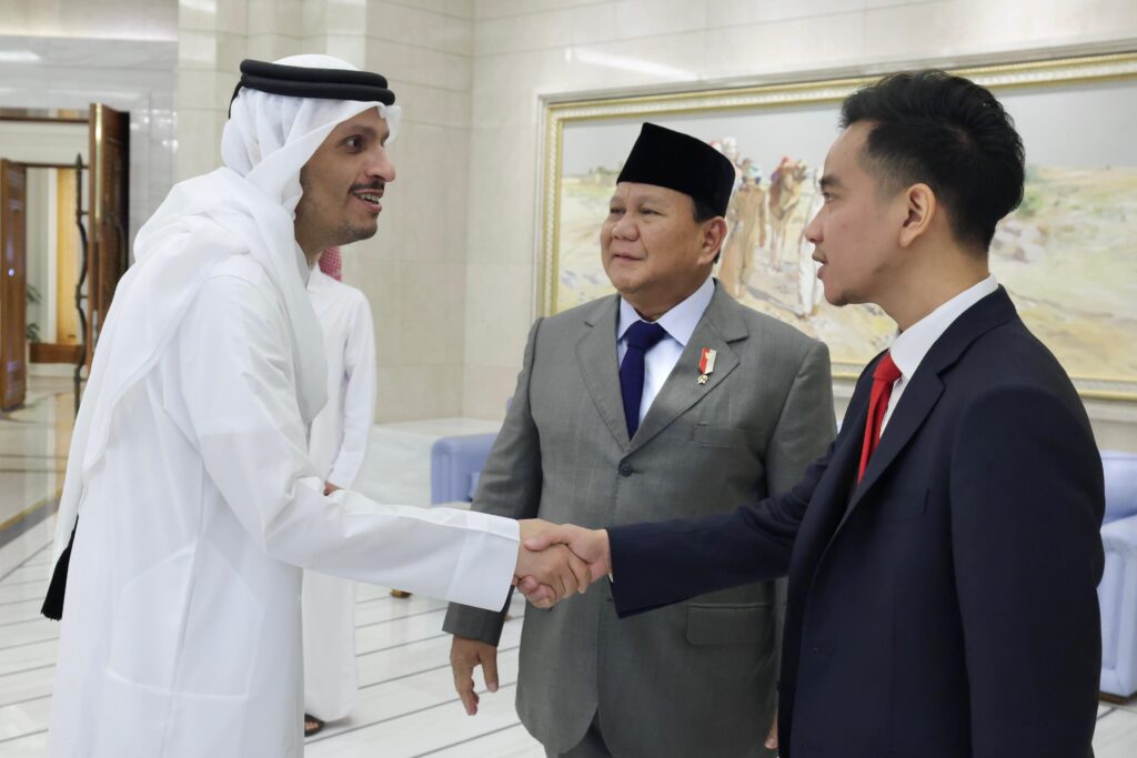 Prabowo Subianto dan Gibran Rakabuming Raka Bertemu Emir Qatar dan PM Qatar untuk Membahas Kerja Sama dan Situasi di Gaza