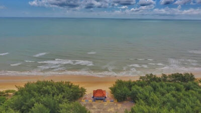 Menikmati Pesona Pantai Lombang, Destinasi Liburan Keluarga Terbaik di Sumenep