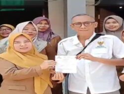 Guru dan Murid SDN Sukodono Berikan Donasi untuk Palestina Melalui Baznas Sidoarjo