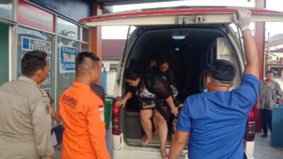 Kapal Wisatawan Tergelincir oleh Ombak di Laut Pandan, Sebanyak Tiga Orang Tewas