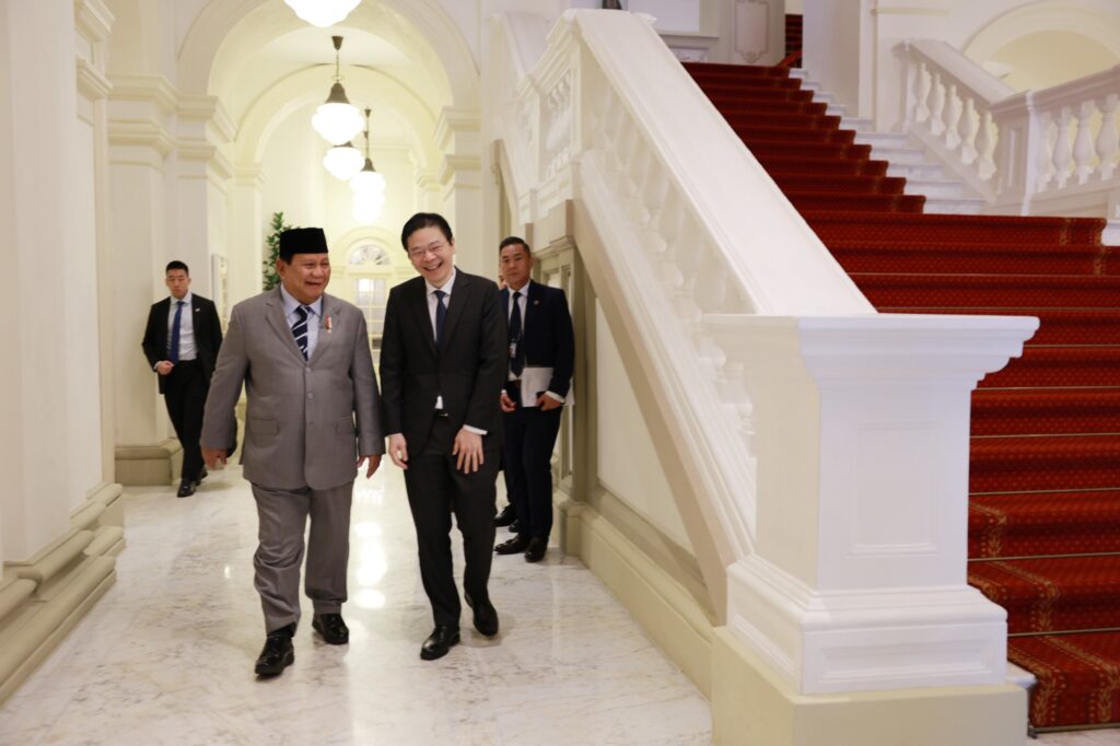 Prabowo Subianto Meets with Singapore’s New Prime Minister, Extends Congratulations and Talks Defense Cooperation