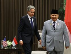 Prabowo Subianto Calls on Other Governments to Pressure Israel to Halt Attacks