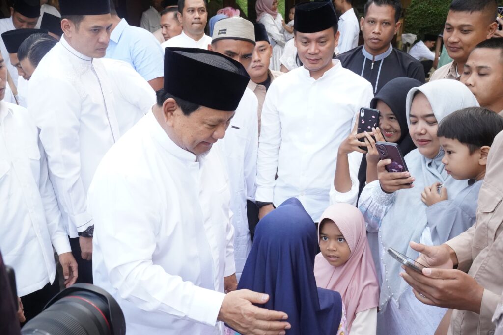 Iduladha 1445 H: Prabowo Subianto Hadiri Pertemuan dengan Warga di Hambalang Bogor