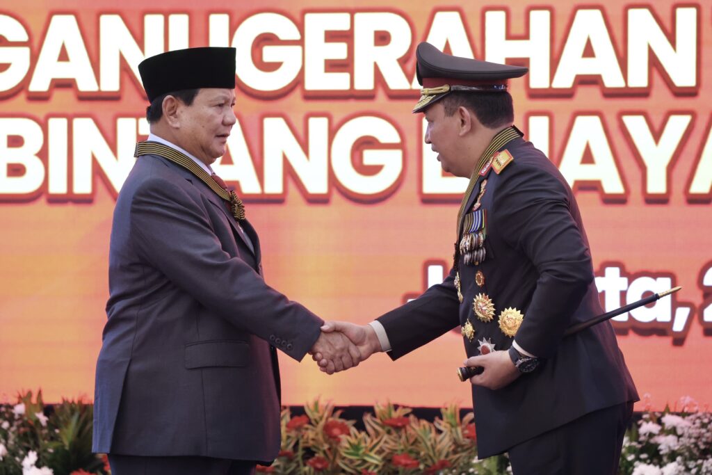 Prabowo Subianto Diakui dengan Penghargaan Bintang Bhayangkara Utama dari Kepala Kepolisian Indonesia