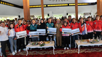 Atlet yang Berhasil Meraih Medali di Banyuwangi Diberikan Bonus oleh Bupati, Serta Beasiswa untuk Atlet Berprestasi Dipersiapkan