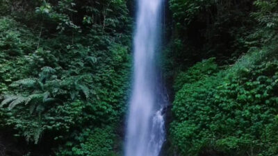 Menikmati Pesona Alam di Air Terjun Grenjengan Mojokerto