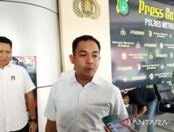 Polisi berhasil membongkar modus sindikat perjudian online yang memiliki sekitar 400 ATM