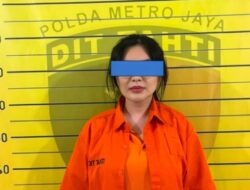 Polisi menangkap seorang artis karena diduga melakukan penipuan dengan tas mewah senilai miliaran rupiah