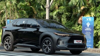 Recall Mobil Listrik Toyota bZ4X Karena Pengelasan yang Tidak Optimal