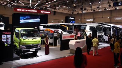 Truk Hino Sangat Diminati di GIIAS 2024