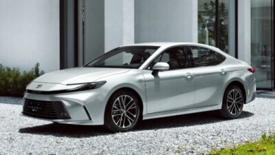 Toyota Camry Facelift Diluncurkan di Pasar Asean pada Bulan Oktober 2024