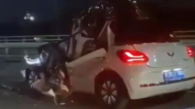 Mengerikan! Wuling BinguoEV Mengalami Kerusakan Serius Pasca Kecelakaan di Jalan Tol