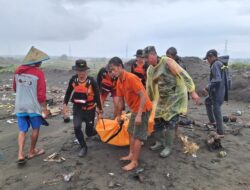 Dua Selamat dan Satu Meninggal Akibat Kecelakaan Perahu Nelayan di Perairan Bunton Cilacap