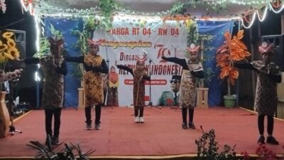 Pentas Tari Tradisional Meriahkan Malam Tasyakuran Peringatan HUT ke-79 RI di Kelurahan Tambakreja Cilacap