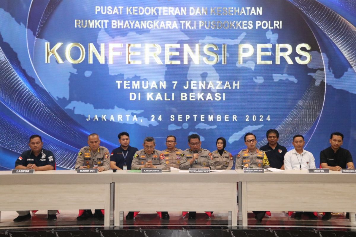 Polisi Mengidentifikasi 7 Jasad dengan Profesionalisme