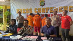 Polisi berhasil menangkap tiga pelaku pencurian roda empat di Mampang