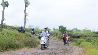 Curhat Warga Dusun di Kalibaru kepada Gus Makki Mengenai Masalah Penerangan, Kerusakan Jalan, dan Ketersediaan Pupuk