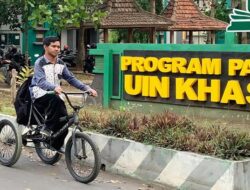 Kisah Perjuangan Feri, Mahasiswa Difabel Cerebral Palsy: Rutin Bersepeda 2 Kilometer ke Kampus Setiap Hari