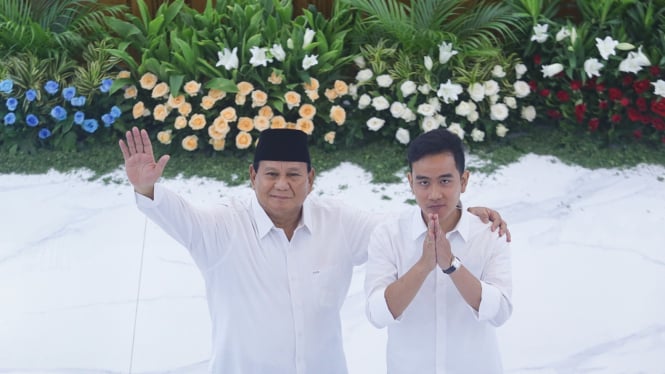 Dasar Hukum Pelantikan Prabowo Subianto Sebagai Presiden dan Penambahan Kementerian