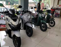 Pria Marah di Diler, Merusak Beberapa Motor dan Jadi Sorotan Netizen