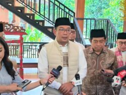 Ridwan Kamil Mengajarkan Kelolaan Visi Jakarta kepada Fauzi Bowo Saat Bertemu di Danau