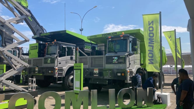 Truk Tambang dengan Teknologi Hybrid di Mining Indonesia 2024