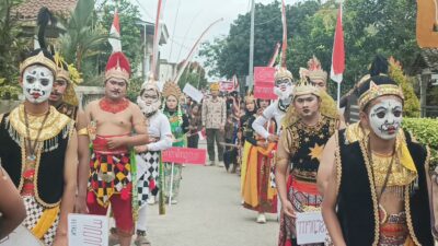 “Pesona Desa Bawang” Festival Budaya Diramaikan oleh Drama Kemerdekaan dan Pawai Gunungan