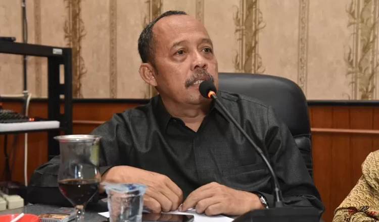 DPRD Sumenep Melaporkan Keberadaan Sejumlah Titik Diduga Tempat Produksi Rokok Ilegal kepada Bea Cukai