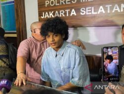 Keluarga Vadel melaporkan Nikita atas postingan di media sosial.