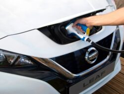 Fast Charging Dilarang untuk Nissan Leaf EV Demi Mencegah Kebakaran