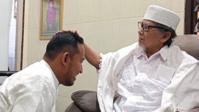 Achmad Fauzi Siap Utamakan Kepentingan Masyarakat dengan Restu Pengasuh Ponpes Al-Qodiri